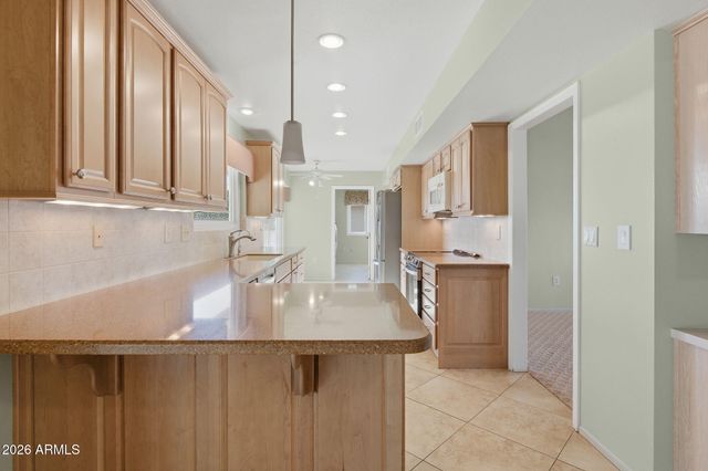 17603 N BOBWHITE Drive, Sun City West, AZ 85375