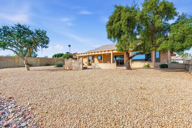 17603 N BOBWHITE Drive, Sun City West, AZ 85375