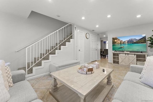 317 S Mollison 3, El Cajon, CA 92020