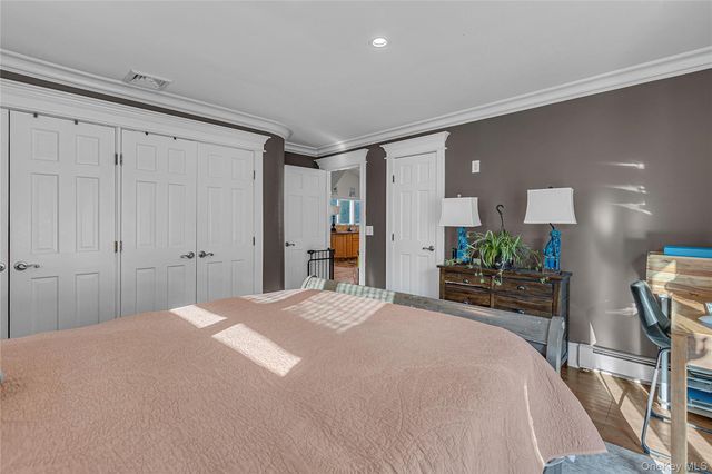 803 S 7th Street, Lindenhurst, NY 11757