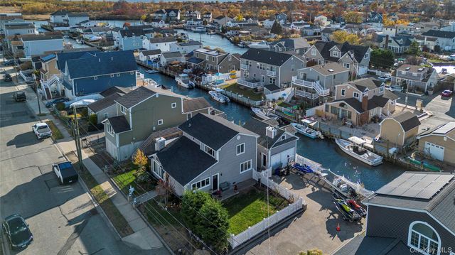 803 S 7th Street, Lindenhurst, NY 11757