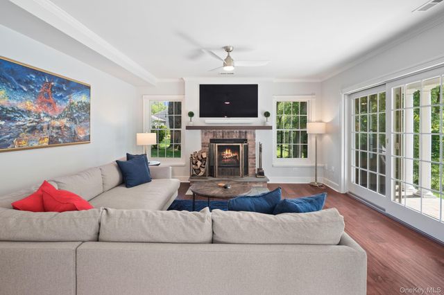 44 Elm Road, Briarcliff Manor, NY 10510