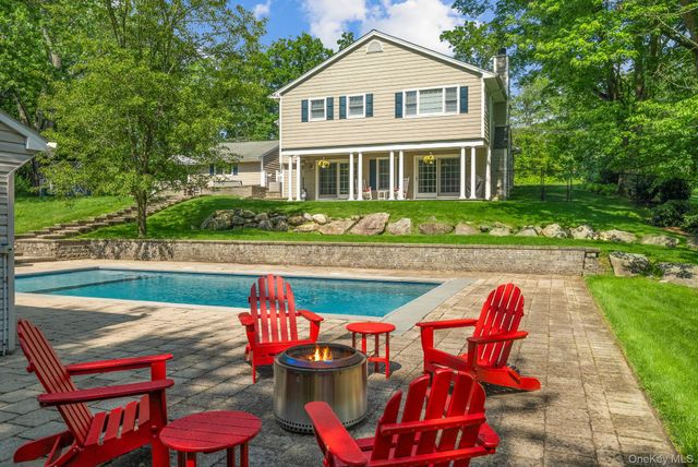 44 Elm Road, Briarcliff Manor, NY 10510