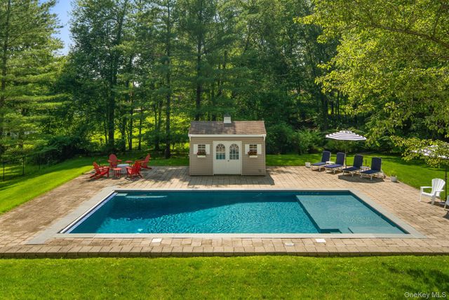 44 Elm Road, Briarcliff Manor, NY 10510