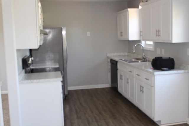 695 Artic Ave, Oak Grove, KY 42262