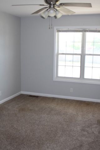 695 Artic Ave, Oak Grove, KY 42262