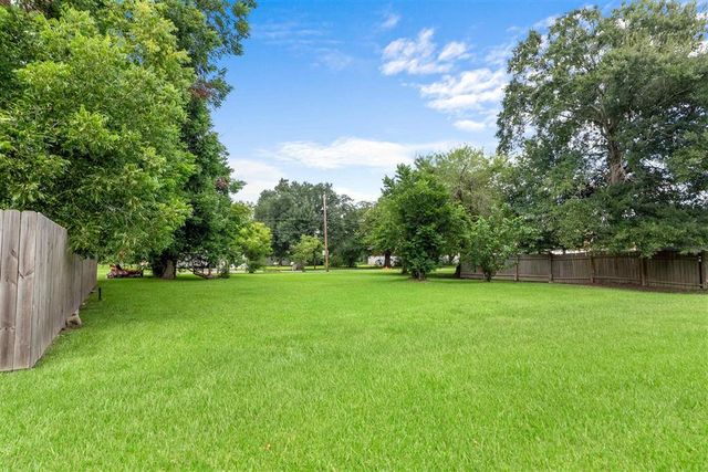 612 W Brimstone St Street, Sulphur, LA 70663