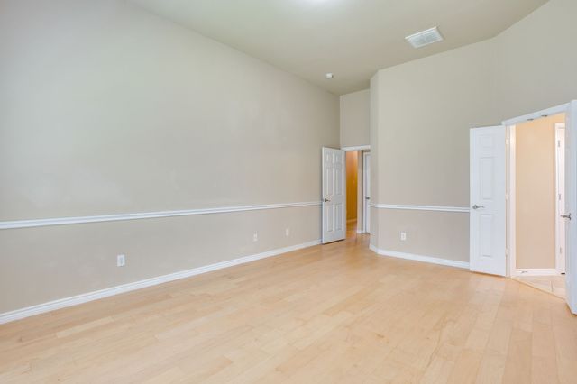 2912 Crystal Way, Grand Prairie, TX 75052