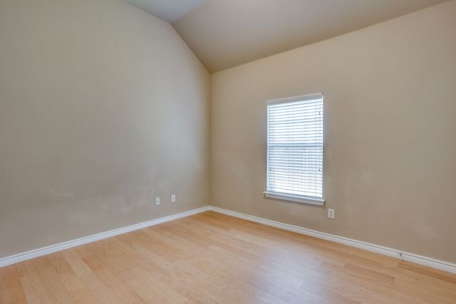 2912 Crystal Way, Grand Prairie, TX 75052