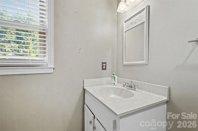 2318 Old Hickory Grove Road, Mount Holly, NC 28120