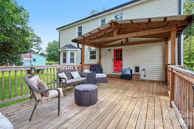 2318 Old Hickory Grove Road, Mount Holly, NC 28120