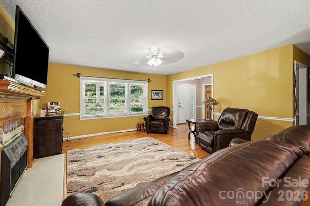 2318 Old Hickory Grove Road, Mount Holly, NC 28120