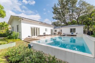 11370 NE 8th Ave, Biscayne Park, FL 33161