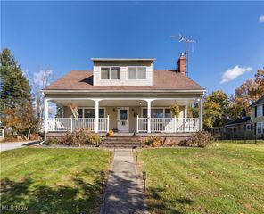 7963 State Street, Garrettsville, OH 44231