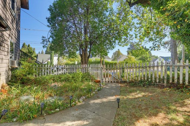 115 Alta Street, Grass Valley, CA 95945