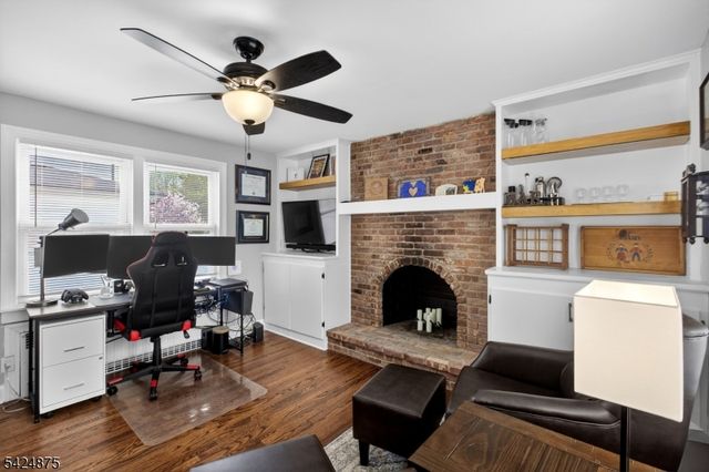 636 Roosevelt St, Westfield Town, NJ 07090