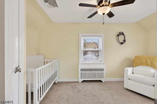 636 Roosevelt St, Westfield Town, NJ 07090