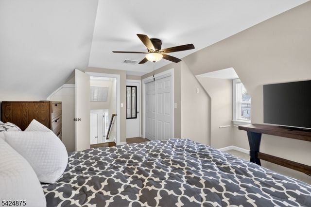 636 Roosevelt St, Westfield Town, NJ 07090