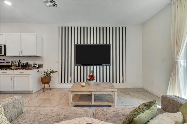 2916 PEONY PRAIRIE LANE, Wesley Chapel, FL 33543