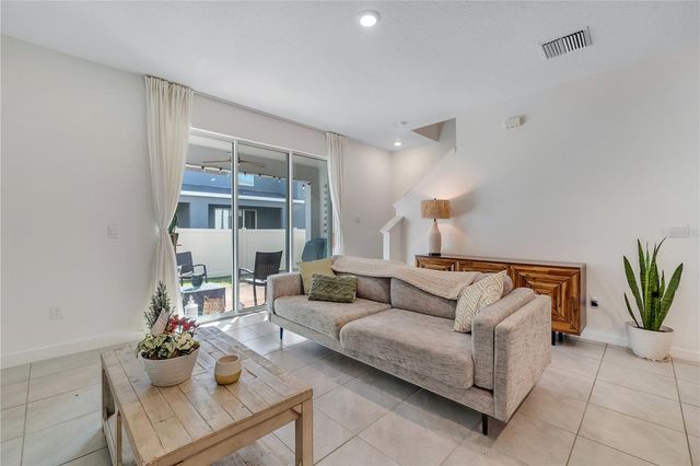 2916 PEONY PRAIRIE LANE, Wesley Chapel, FL 33543