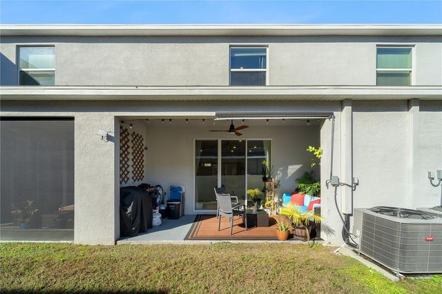 2916 PEONY PRAIRIE LANE, Wesley Chapel, FL 33543