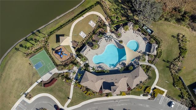 2916 PEONY PRAIRIE LANE, Wesley Chapel, FL 33543