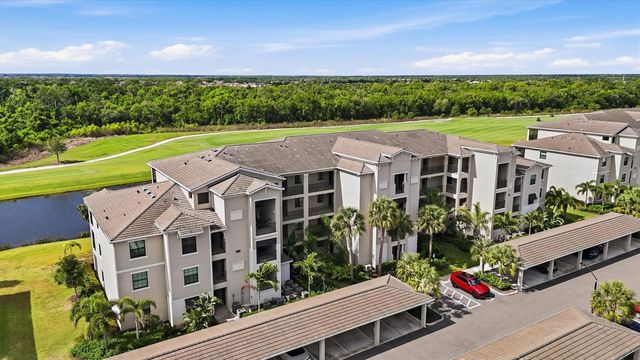 18008 GAWTHROP DRIVE 401, Bradenton, FL 34211