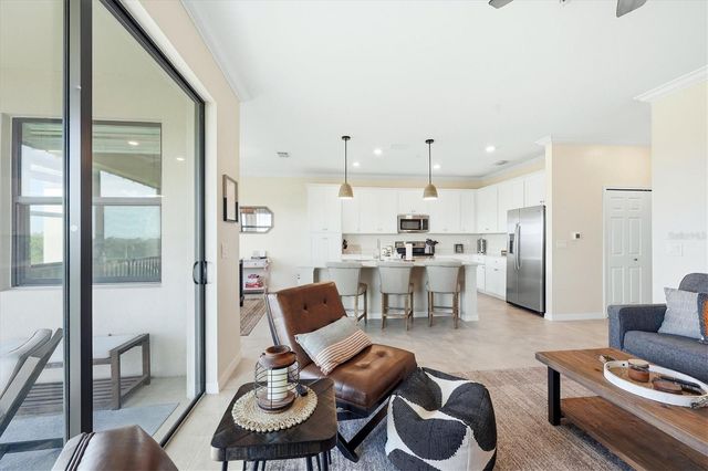 18008 GAWTHROP DRIVE 401, Bradenton, FL 34211