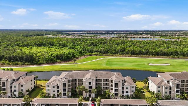 18008 GAWTHROP DRIVE 401, Bradenton, FL 34211