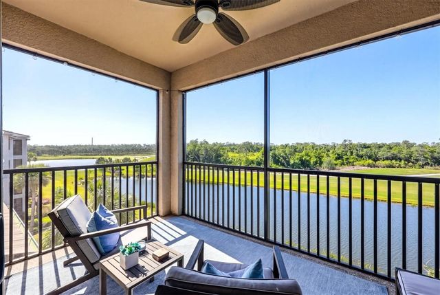 18008 GAWTHROP DRIVE 401, Bradenton, FL 34211