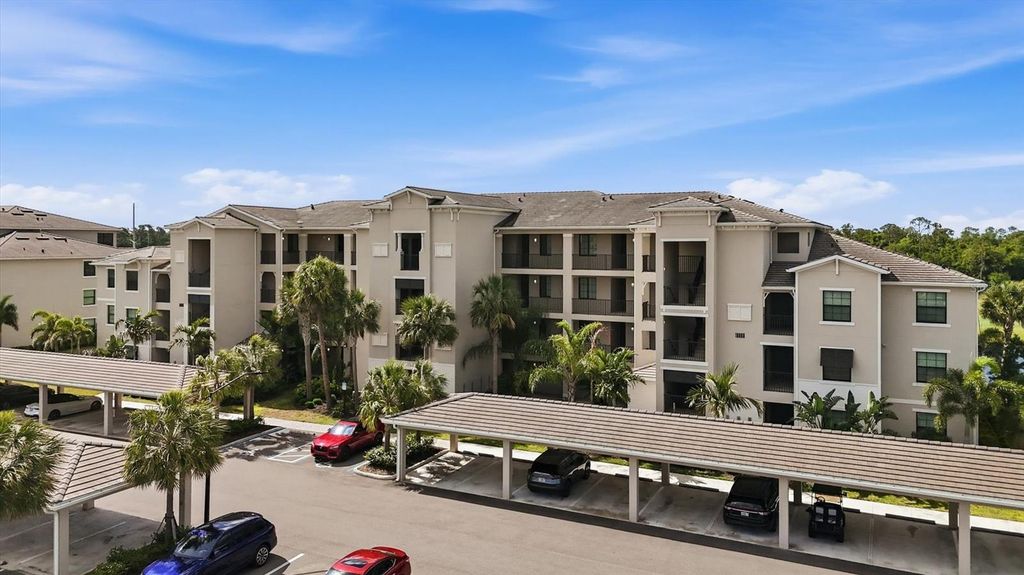 18008 GAWTHROP DRIVE 401, Bradenton, FL 34211