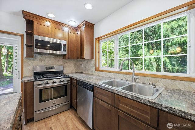 25520 164th Street E, Buckley, WA 98321