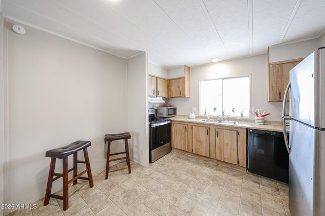 8301 N 103 Avenue 34, Peoria, AZ 85345