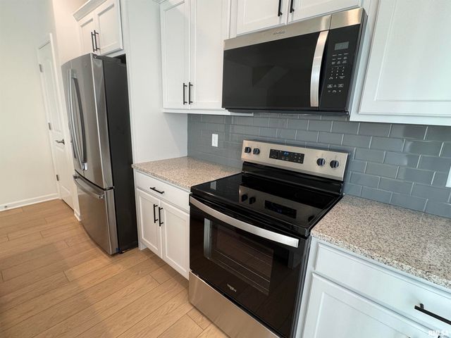 5894 BUTTERFIELD Drive, Bettendorf, IA 52722