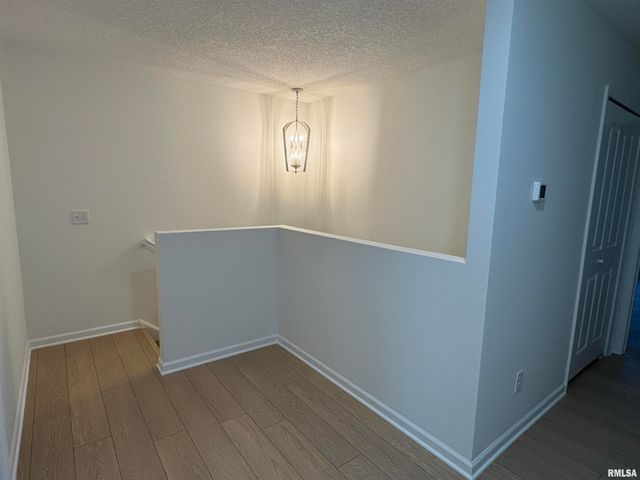 5894 BUTTERFIELD Drive, Bettendorf, IA 52722