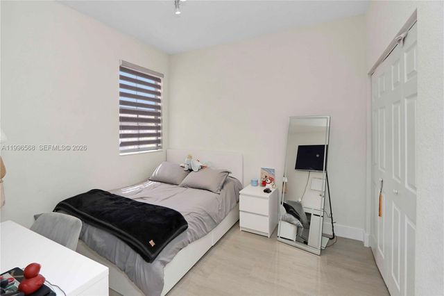 10628 W 33rd Way 0, Hialeah, FL 33018