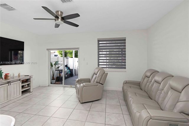 10628 W 33rd Way 0, Hialeah, FL 33018