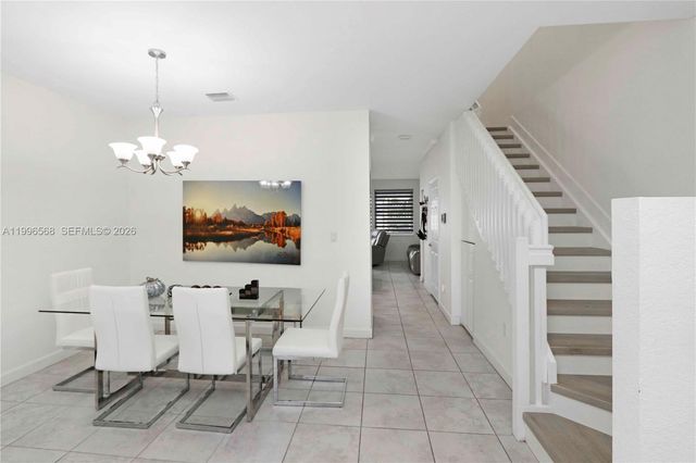 10628 W 33rd Way 0, Hialeah, FL 33018