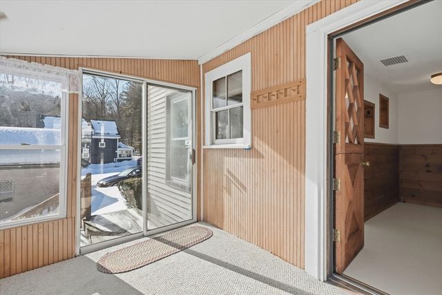 129 Whittier Rd, Haverhill, MA 01830