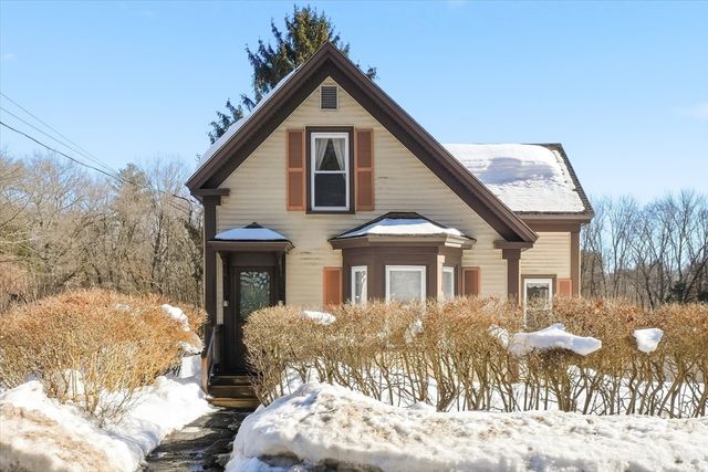 129 Whittier Rd, Haverhill, MA 01830