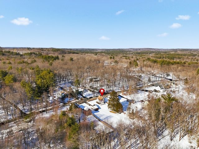 129 Whittier Rd, Haverhill, MA 01830