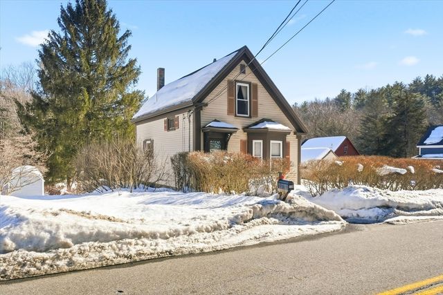 129 Whittier Rd, Haverhill, MA 01830