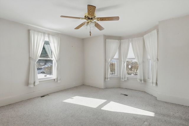 129 Whittier Rd, Haverhill, MA 01830