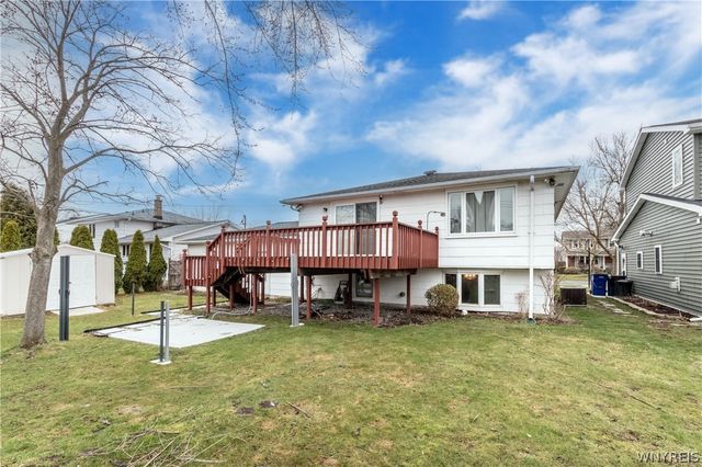 223 Robin Hill Drive, Amherst, NY 14221