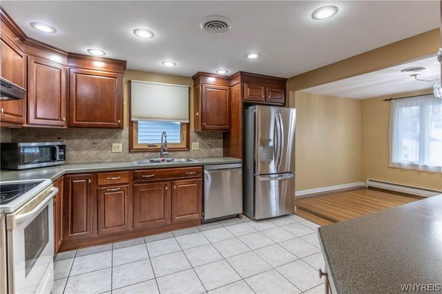 223 Robin Hill Drive, Amherst, NY 14221