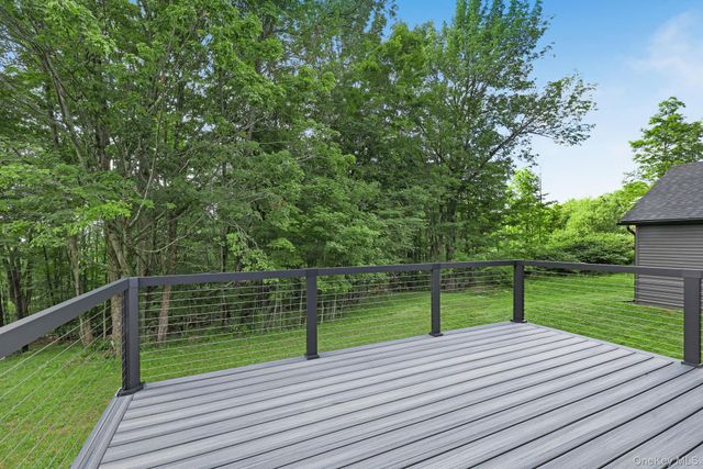 375 Breezy Hill Road, Parksville, NY 12768
