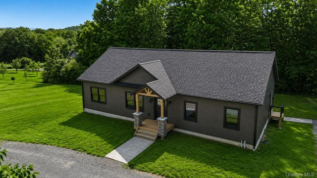 375 Breezy Hill Road, Parksville, NY 12768