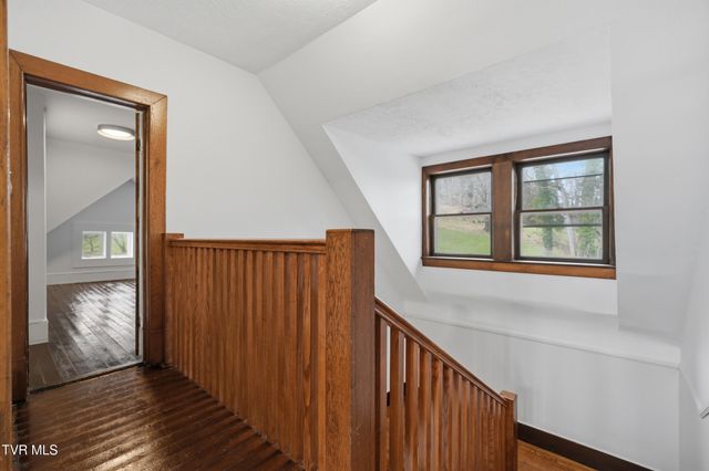243 Northwest Mason Place, Abingdon, VA 24210