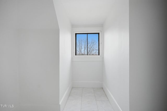 243 Northwest Mason Place, Abingdon, VA 24210