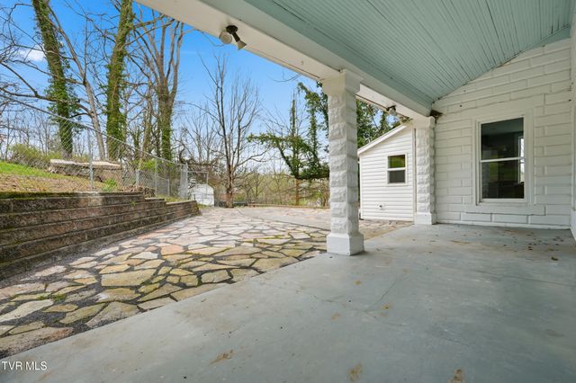 243 Northwest Mason Place, Abingdon, VA 24210